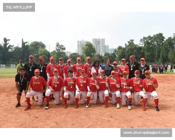 中国女垒亚洲杯绝境逆转菲律宾，奚凯琳再见安打锁定胜局